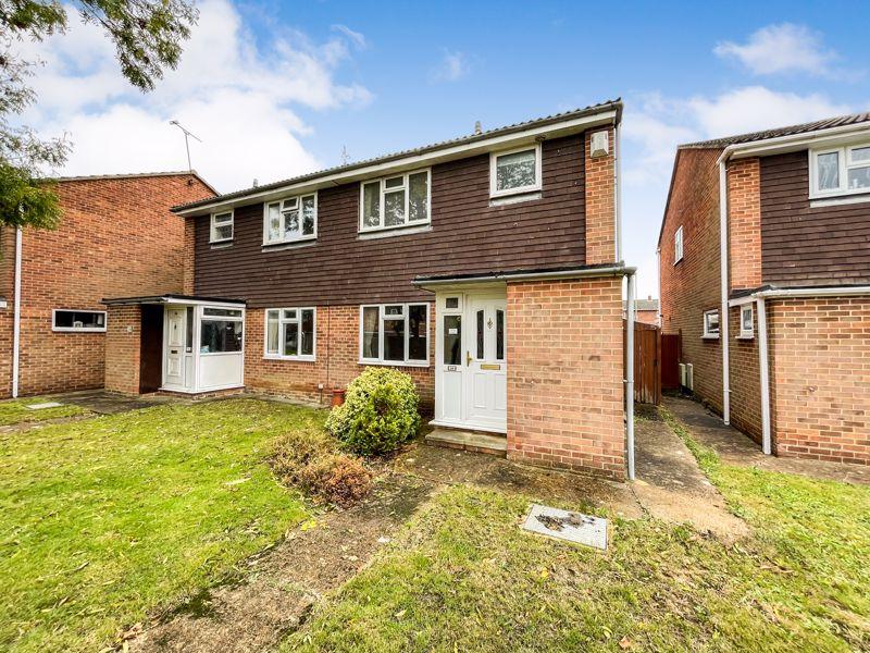 Tamella Road, Botley, SO30 2NY 3 bed semidetached house for sale £