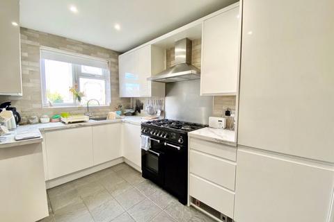 3 bedroom semi-detached house for sale, The Grove, Sidcup