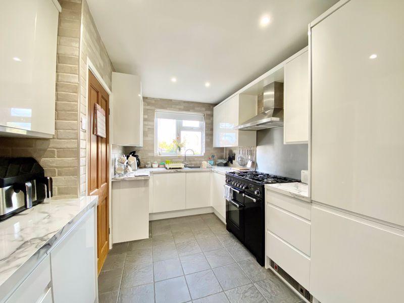 The Grove, Sidcup 3 bed semidetached house for sale £525,000