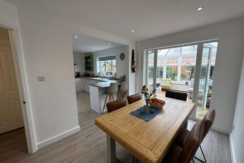 16 Bosnoweth, Probus, Truro, TR2 4HE