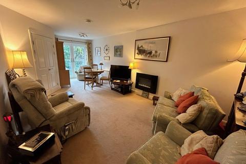 2 bedroom retirement property for sale, Abbey Road, Rhos on Sea