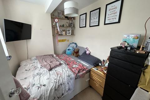 10 Broadgate, Waltham Abbey, EN9 3NH