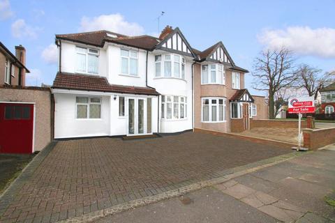 Beechwood Avenue, Harrow