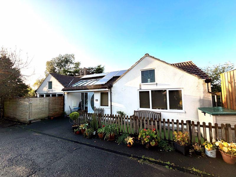 Kings Road, Clevedon 2 bed detached bungalow for sale £315,000