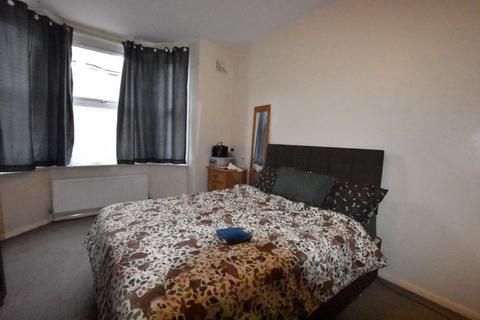 2 bedroom apartment to rent - Fairfield South, Kingston Upon Thames KT1