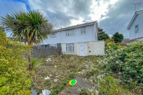 14 Barnlea Close, Feltham, TW13 5LQ