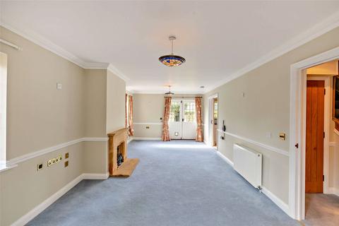 2 bedroom end of terrace house for sale, Station Road, Shipton-under-Wychwood, Chipping Norton, Oxfordshire, OX7