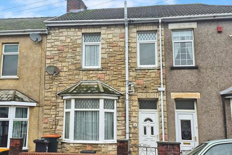 3 bedroom terraced house to rent, Oak Street, Newport,