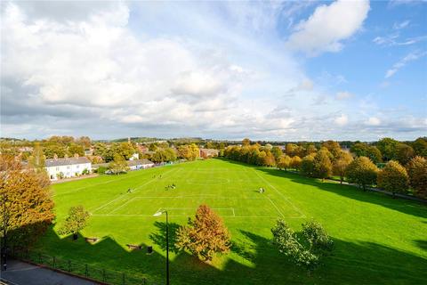 2 bedroom apartment for sale, Park Way, Newbury, Berkshire, RG14