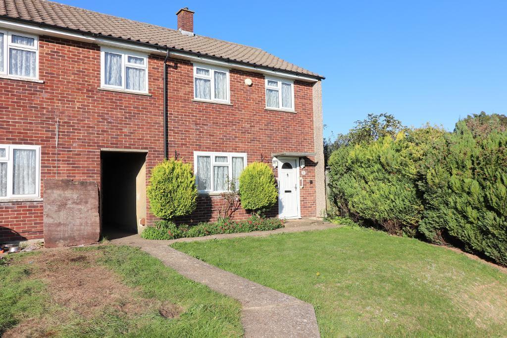 Luton LU4 3 bed end of terrace house - £280,000