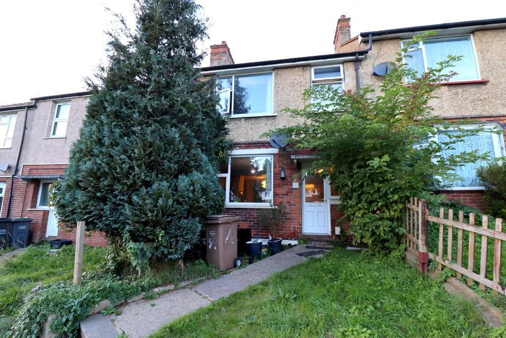 Crawley Green Road, St Annes, Luton, Bedfordshire, LU2 0JU 3 bed
