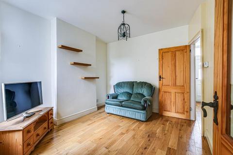 21 Wyche Grove, South Croydon, CR2 6EX