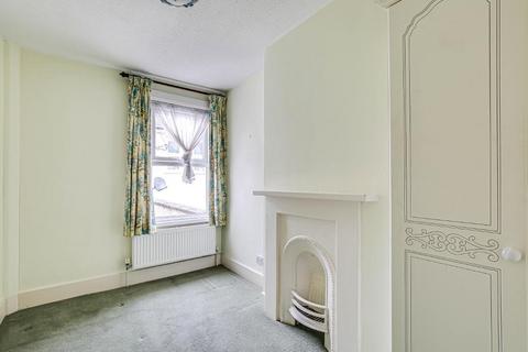 21 Wyche Grove, South Croydon, CR2 6EX