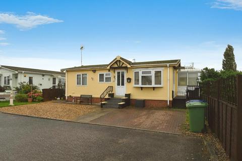 2 bedroom park home for sale, Osborne Road, Wisbech, Cambs, PE13 3JY