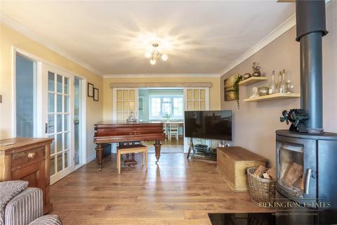 2 Hounster Drive, Millbrook, Torpoint, PL10 1BZ