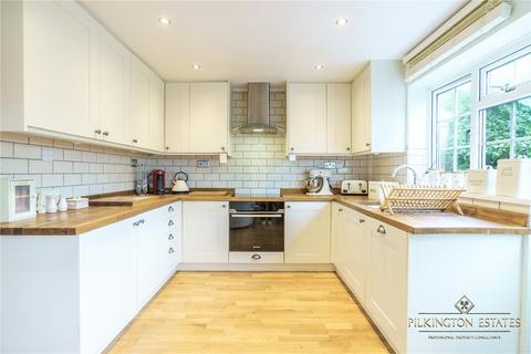 2 Hounster Drive, Millbrook, Torpoint, PL10 1BZ