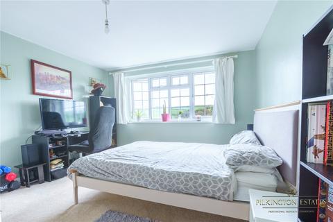 2 Hounster Drive, Millbrook, Torpoint, PL10 1BZ