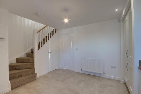 3 bedroom detached house to rent, Lockton Close, Pine Walk