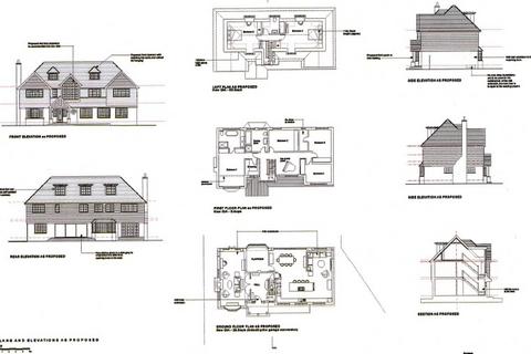 3 Greenways, Walton On The Hill, Tadworth, KT20 7QE