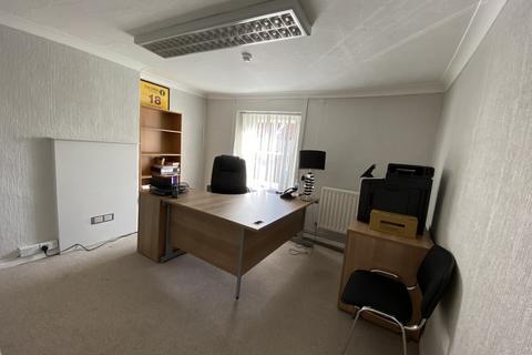 Office to rent, 16 Castlegate, Tickhill, Doncaster
