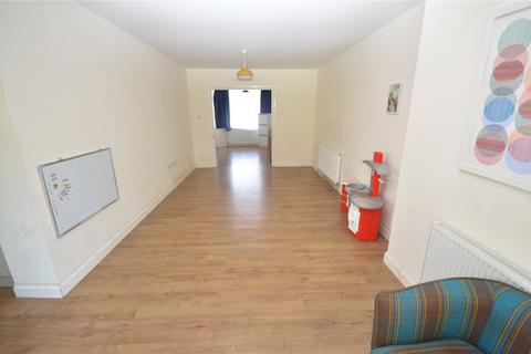 26 Overstone Road, Luton, LU4 8QZ