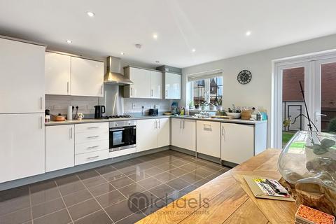 30 Blade Road, Colchester, CO4 5ZU