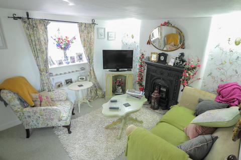4 bedroom cottage for sale, Back Lane, Sturminster Marshall, BH21