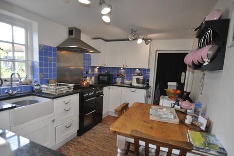 4 bedroom cottage for sale, Back Lane, Sturminster Marshall, BH21