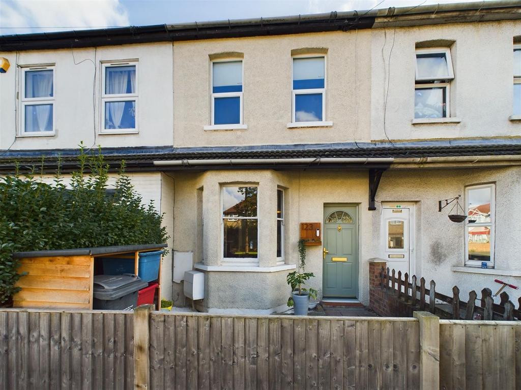 Swan Road, Feltham 3 bed house for sale £375,000