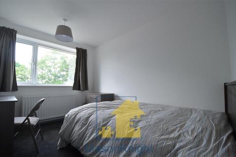4 bedroom terraced house to rent, Fairgreen Way, Selly Oak, Birmingham B29
