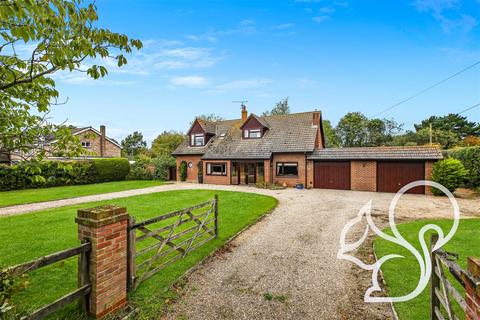 4 bedroom detached house for sale, East Road, East Mersea Colchester CO5