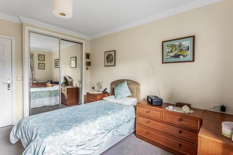 1 bedroom retirement property for sale, EMMELINE LODGE, LEATHERHEAD, KT22