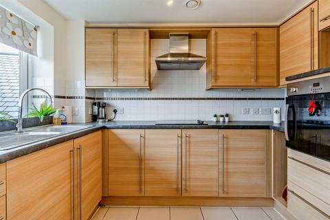 1 bedroom apartment for sale, Thomas Court, Marlborough Road, Cardiff