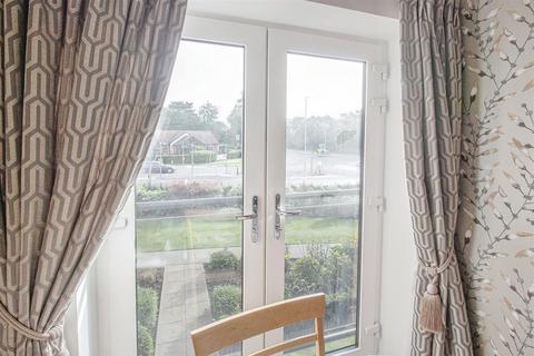1 bedroom apartment for sale - Deans Park Court, Kingsway, Stafford, Staffordshire, ST16 1GD