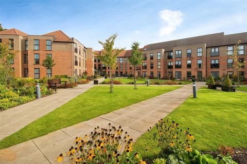 1 bedroom apartment for sale, Deans Park Court, Kingsway, Stafford, Staffordshire, ST16 1GD