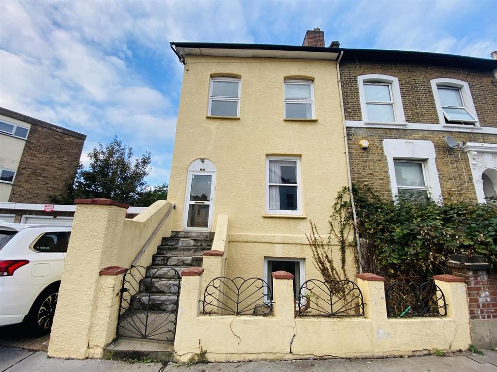 22 fernham road 17.jpg