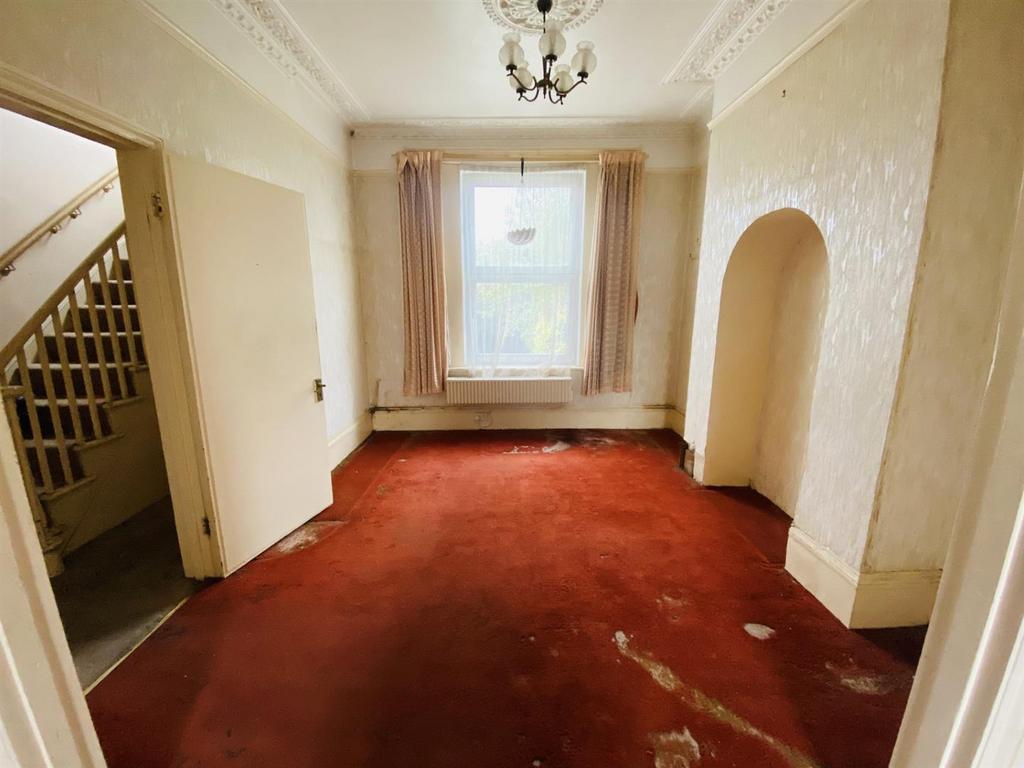 22 Fernham road 1.jpg
