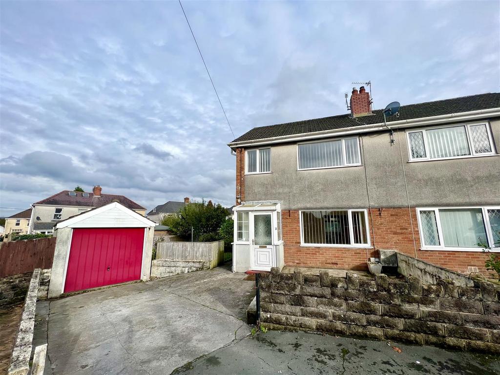 Talbot Green, Gowerton, Swansea 3 bed semidetached house for sale £