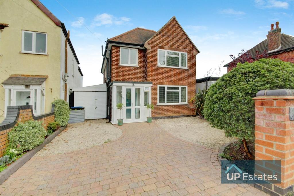 Teign Bank Road, Hinckley 3 bed detached house for sale £325,000