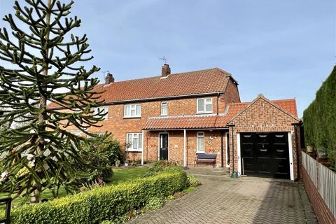 3 bedroom semi-detached house for sale, Princess Road, Market Weighton, York