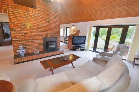 3 bedroom detached bungalow for sale, Highlows Lane, Yarnfield, Stone