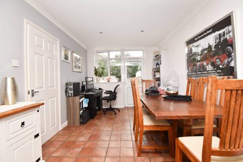 3 bedroom terraced house for sale, Carlton Road, Walton-on-Thames, KT12