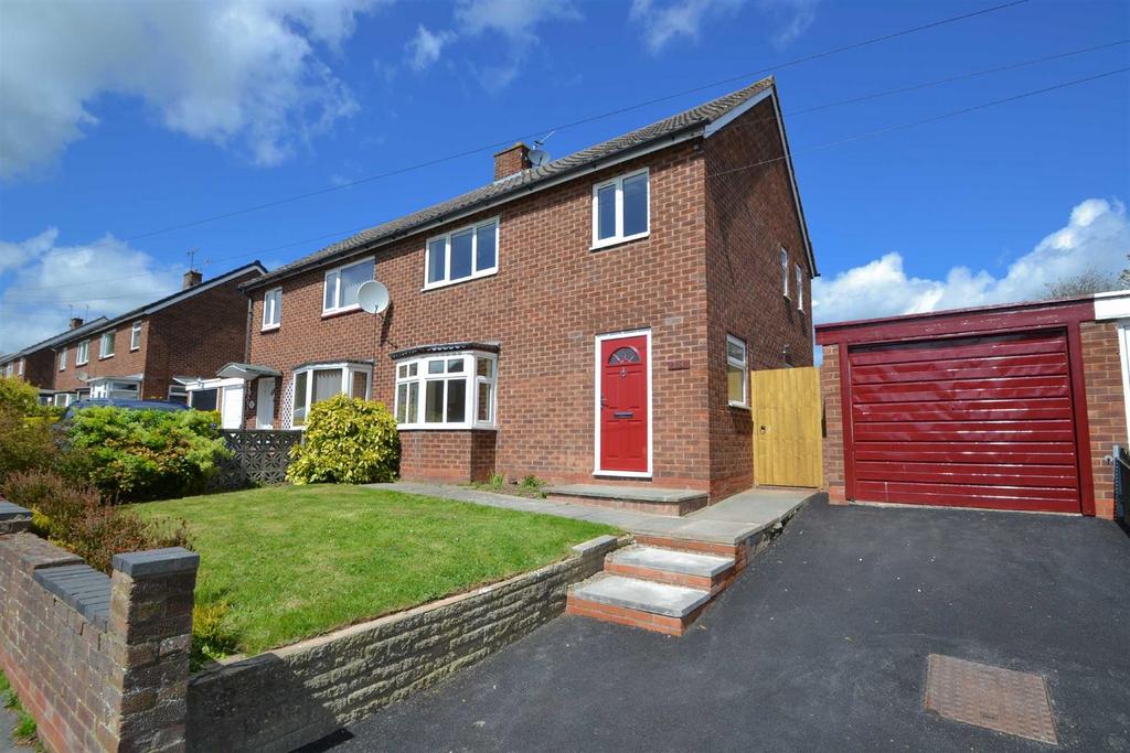 York Road, Harlescott, Shrewsbury 3 bed semidetached house £850 pcm (£196 pw)
