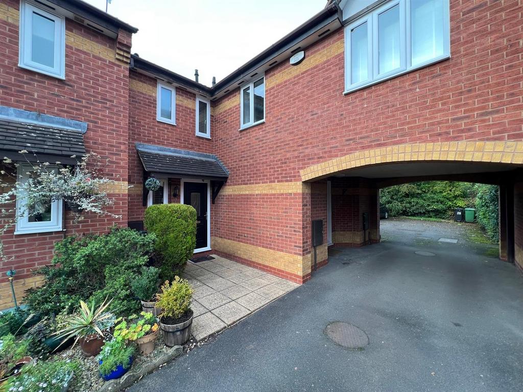 Richardson Drive, Wollaston, DY8 4DW 1 bed house for sale £165,000