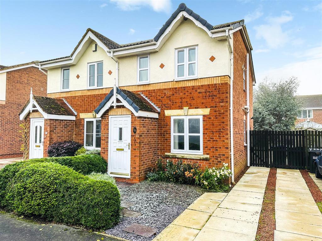 The Meadows, Riccall, Selby 2 bed semidetached house for sale £220,000