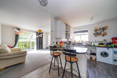 113 River Park, Hemel Hempstead, HP1 1QZ