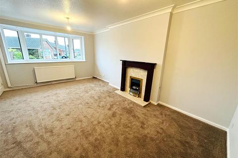10 Acorn Close, Barlby, Selby, YO8 5UT