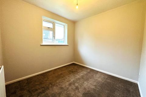 10 Acorn Close, Barlby, Selby, YO8 5UT