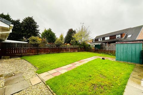10 Acorn Close, Barlby, Selby, YO8 5UT