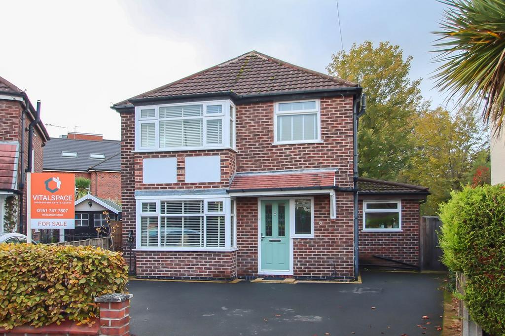 Ellaston Drive, Urmston, Manchester, M41 3 bed detached house £550,000